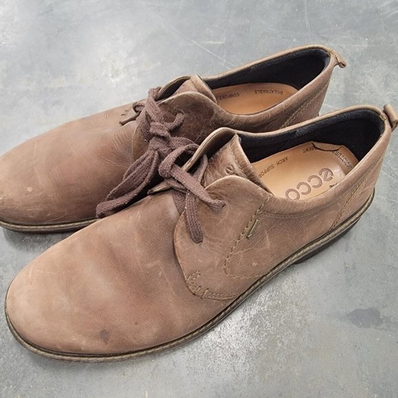 Oxfords_&_Derbys